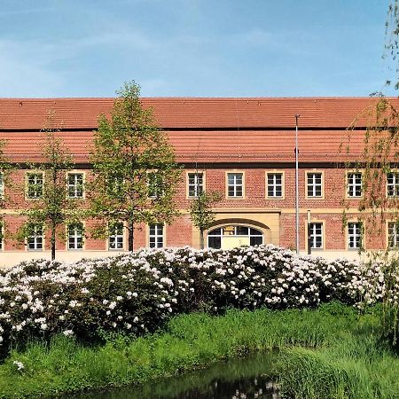 Hotel Vierseithof Luckenwalde Exterior foto
