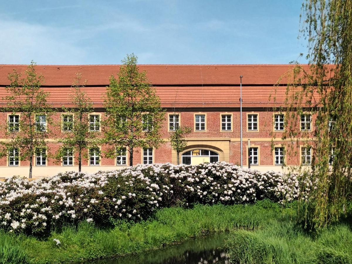 Hotel Vierseithof Luckenwalde Exterior foto